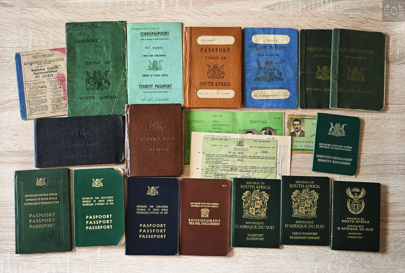 Lion Collection, Marco Redmer Passports